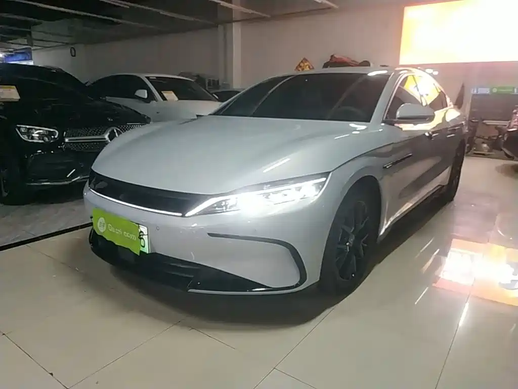 Photo 2 - BYD Han
