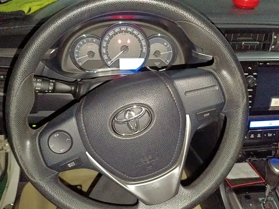 Toyota Levin 2014 1.6G-L CVT Premium Edition фото 15