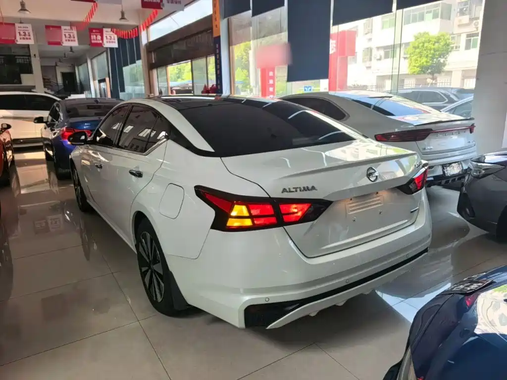 Nissan TEANA, миниатюра 5