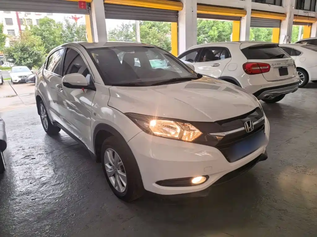 Honda Vezel 2015 2015 1.5L CVT 2WD Comfort