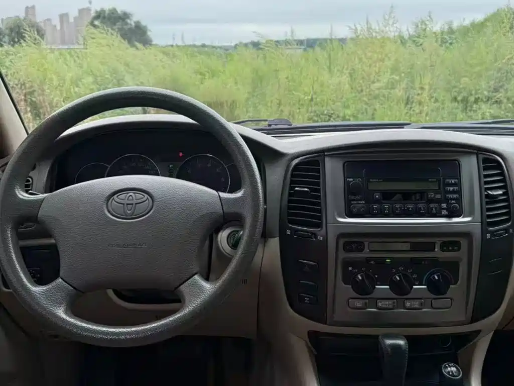 Toyota Land Cruiser 2006 2005 4.7L Automatic GX-R