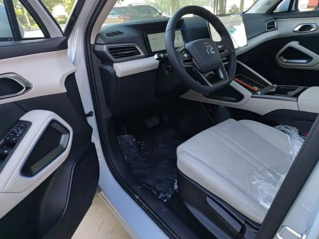 BYD Yuan UP 2026 2025 Smart Drive Edition 401KM Vitality Version