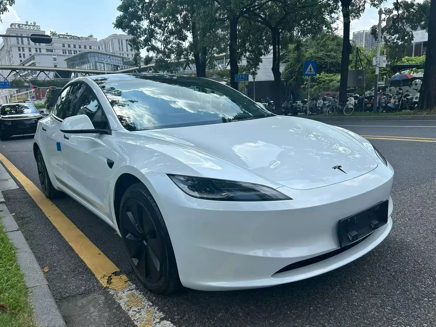 Tesla Model 3 2026 2025 Model Rear-Wheel Drive Edition