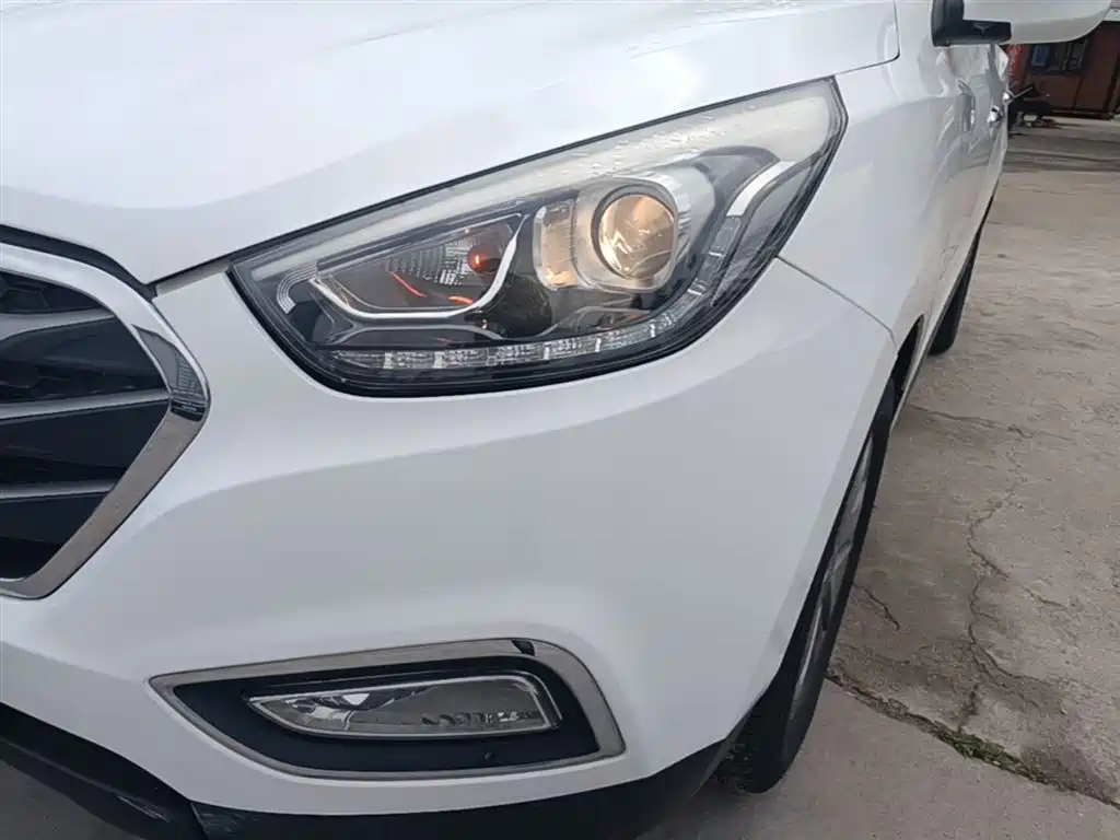 Hyundai Beijing Hyundai ix35 2015 2.0L Automatic 2WD Smart China V фото 24