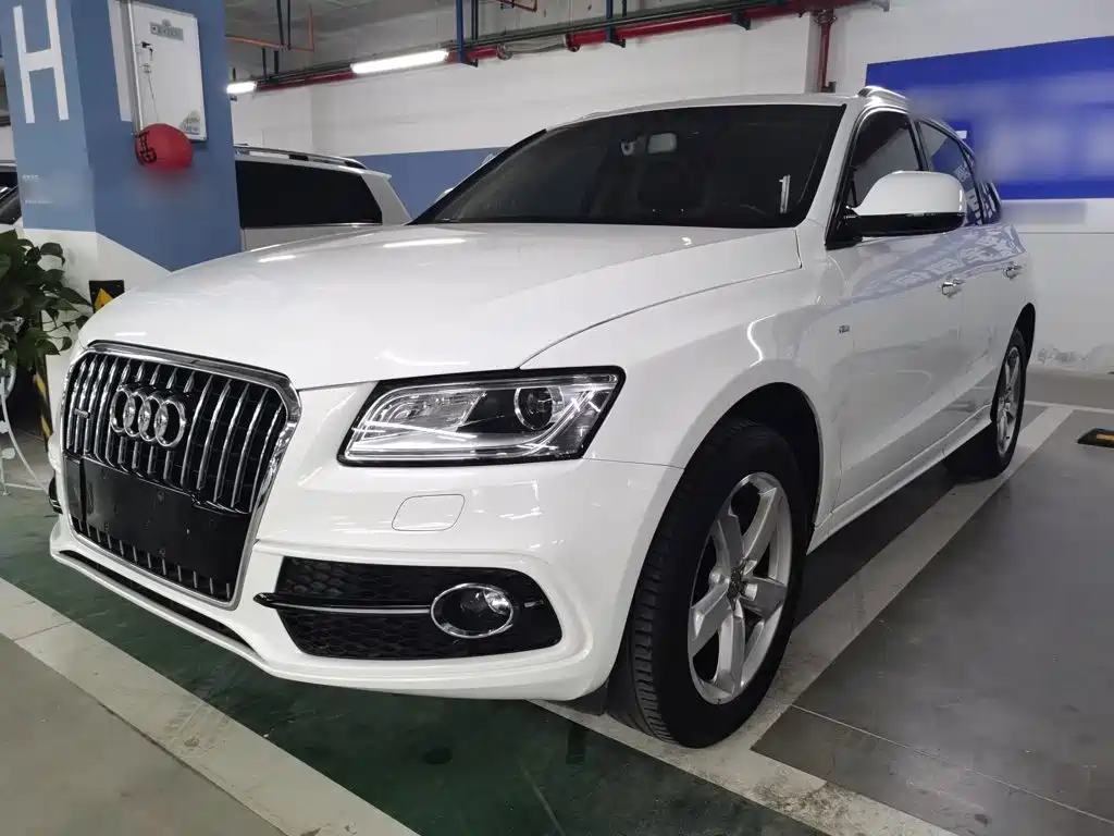 Audi Q5 2018 2017 Plus 40 TFSI Progressive