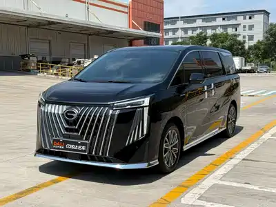 Trumpchi M8