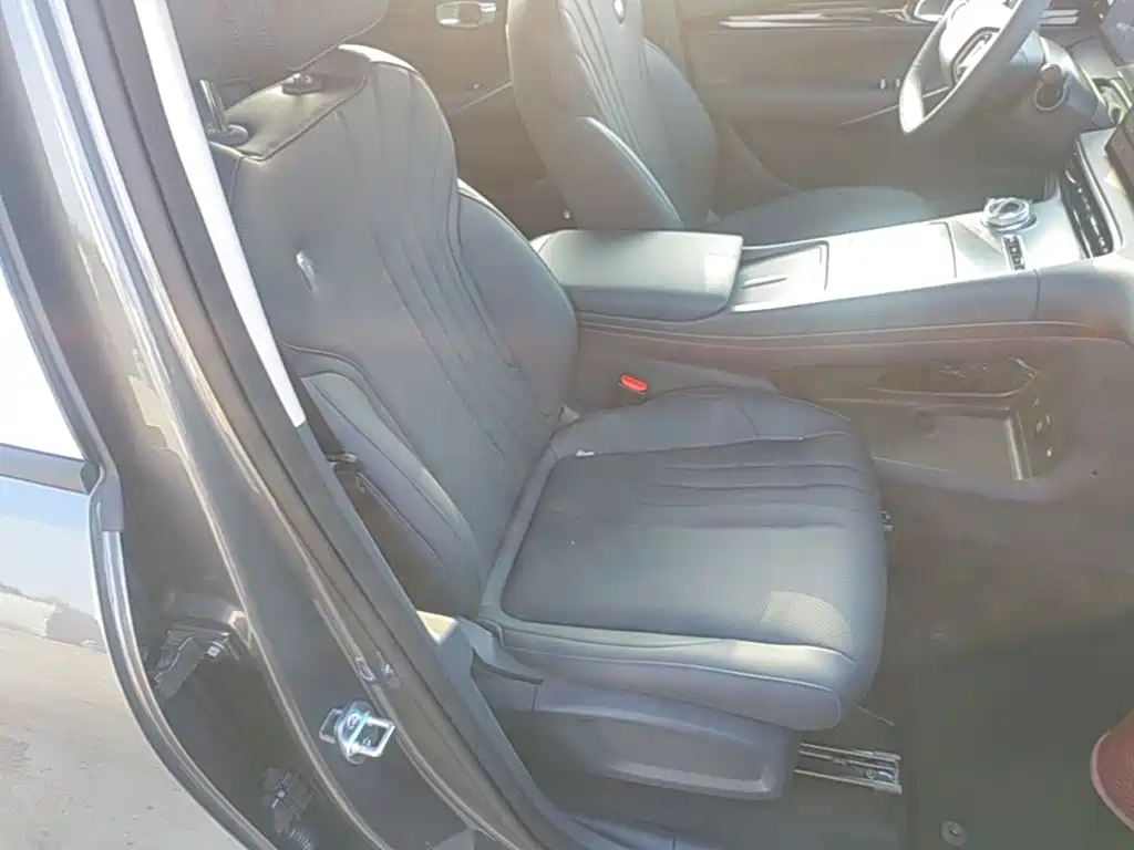 Geely Galaxy Galaxy E5 2026 2026 530km Voyager Edition