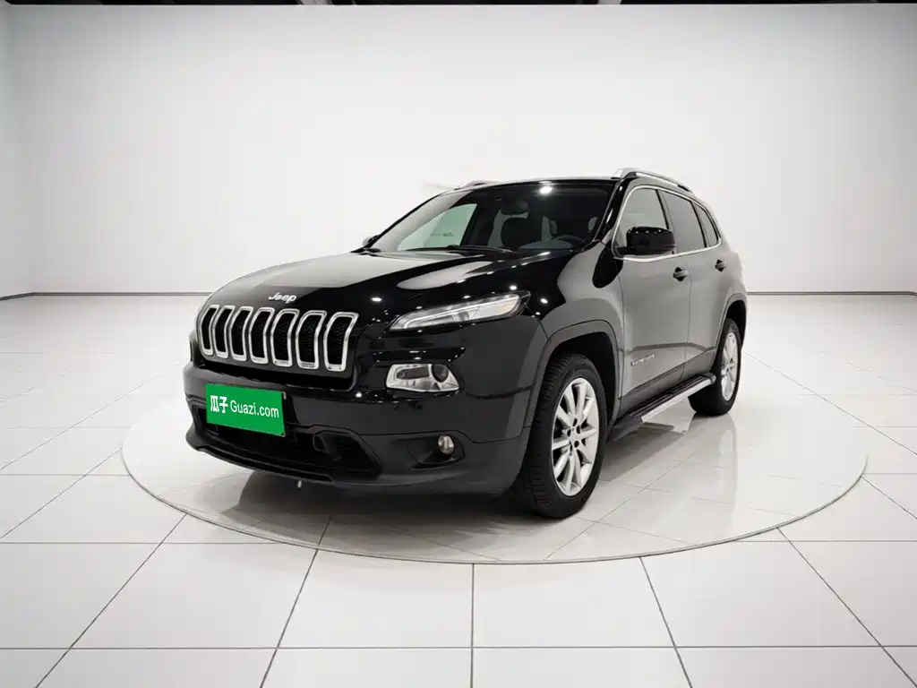 Jeep Cherokee (Import) 2015 2014 2.4L Luxury