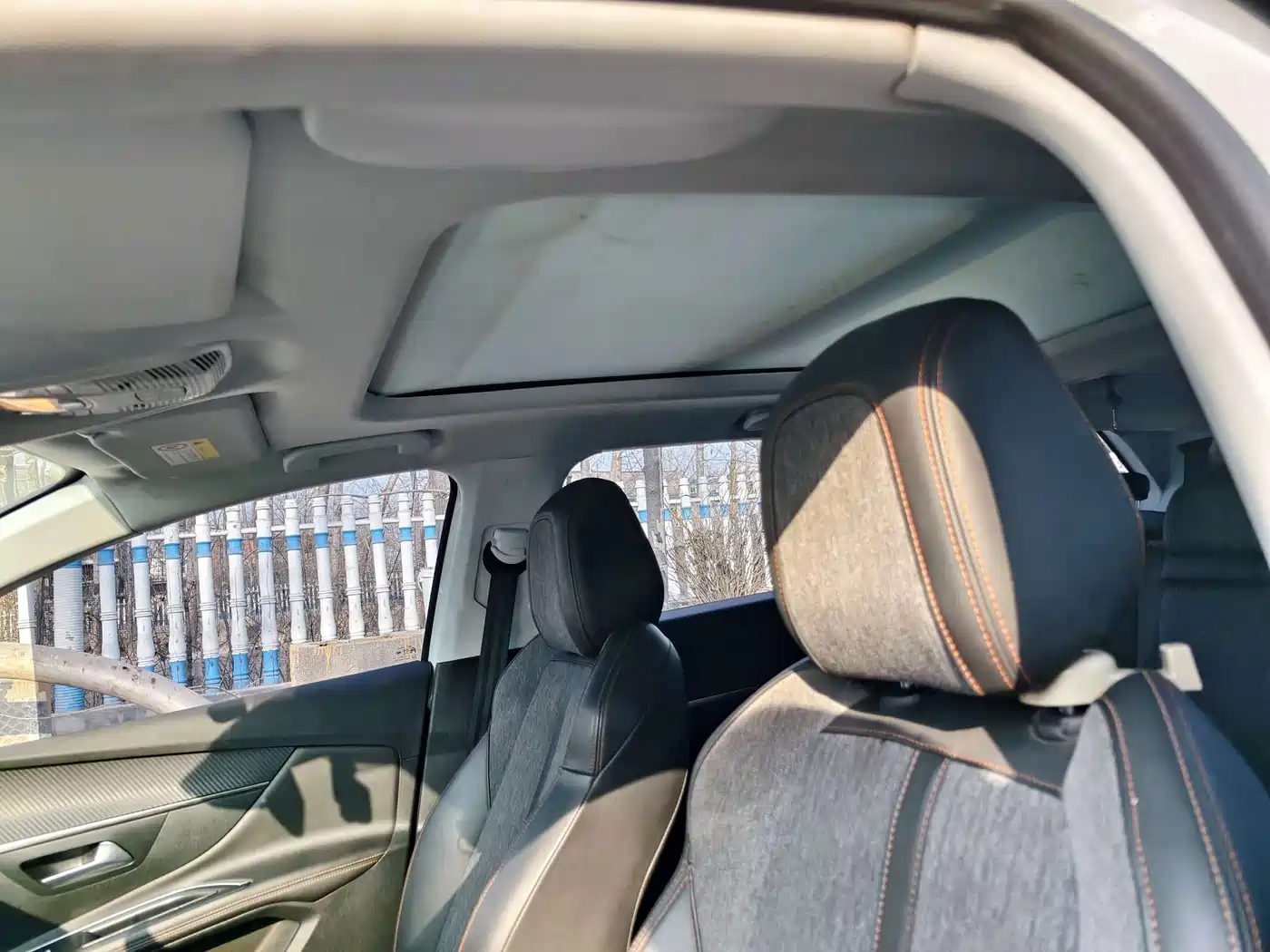 Фото 4 - Peugeot 5008