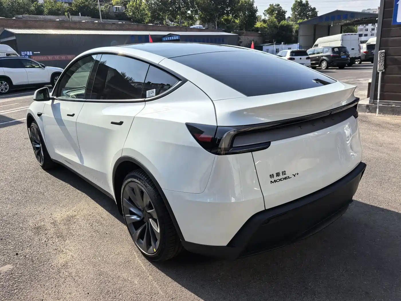 Tesla Model Y 2026 2026 Long Range All-Wheel Drive