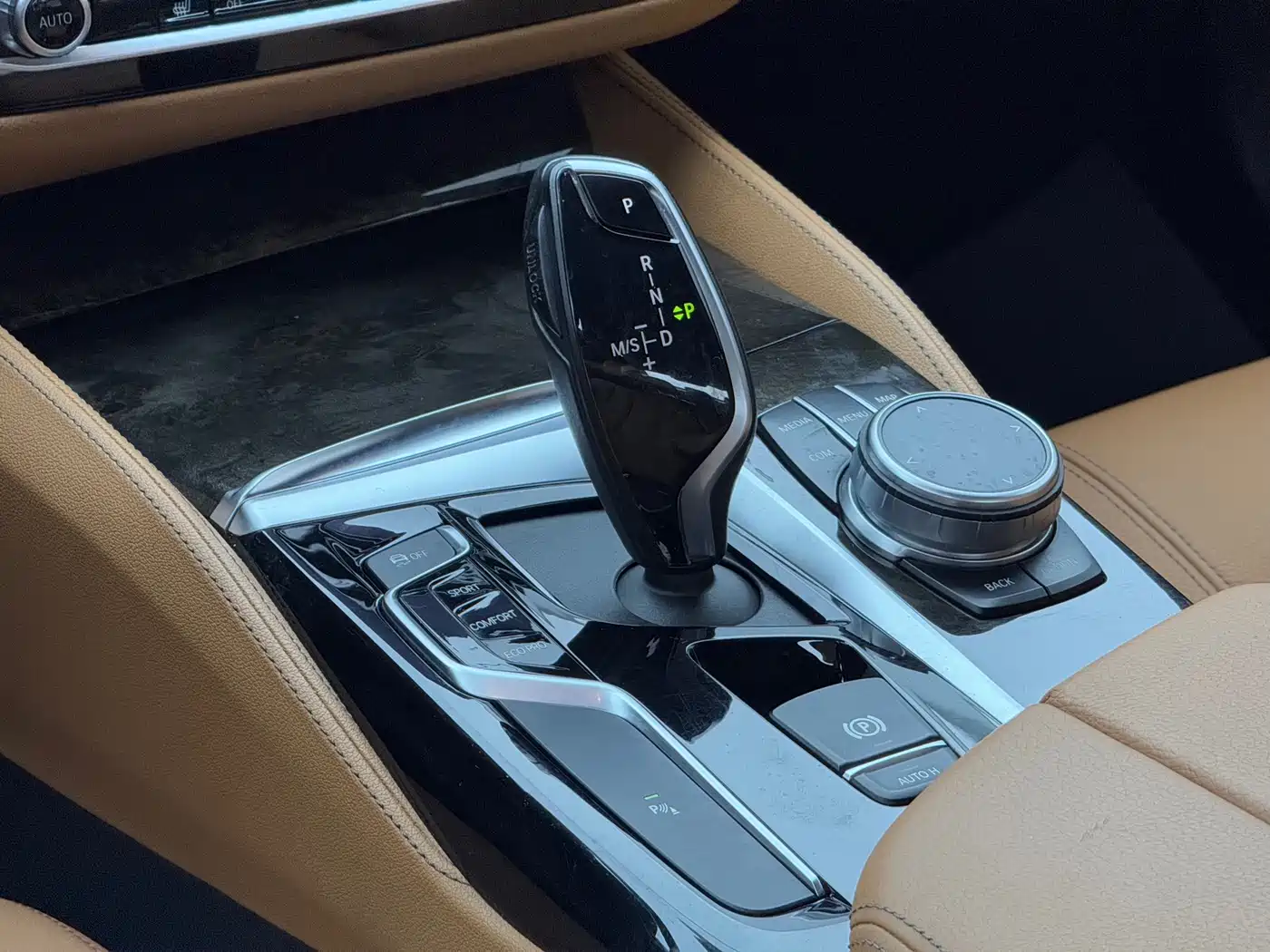 BMW 5 Series 2019 Facelift 530Li Leading M Sport Package фото 8