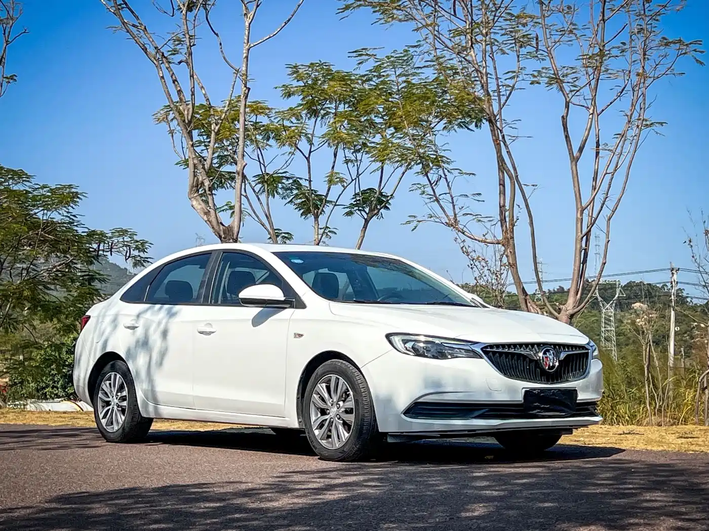 Buick Excelle 2019 18T Auto Connected Elite China VI фото 3