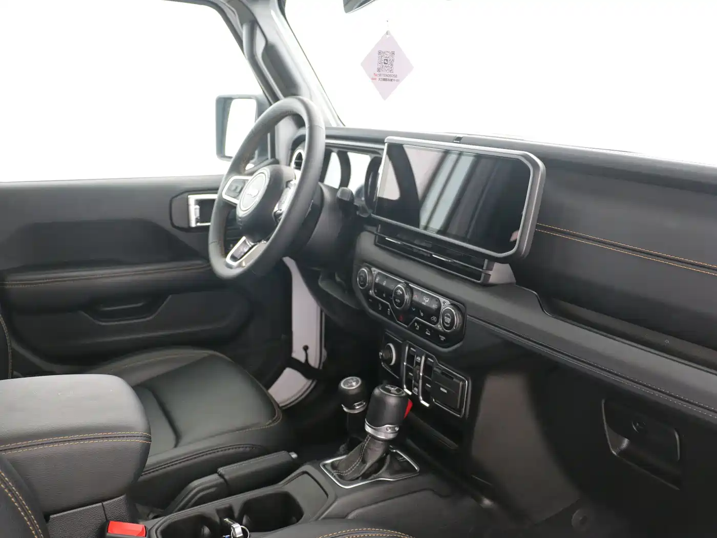 Jeep Wrangler 2024 2024 Model 2.0T Sahara Four-Door Version