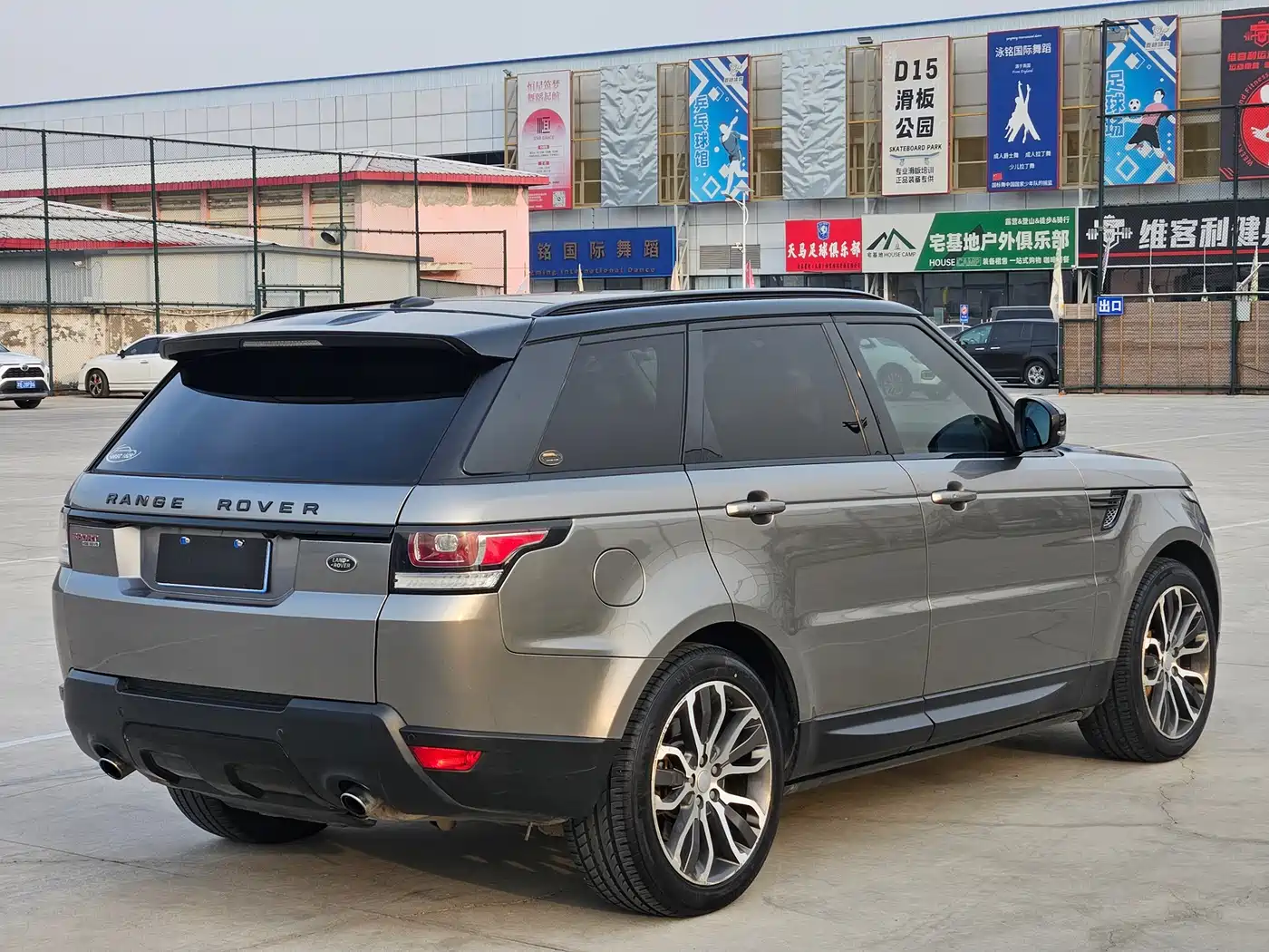 Land Rover Range Rover Sport 2015 3.0 SDV6 HSE DYNAMIC фото 6