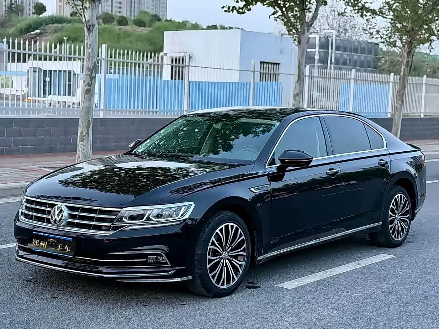 Volkswagen Phideon 2018 Facelift 380TSI FWD Business