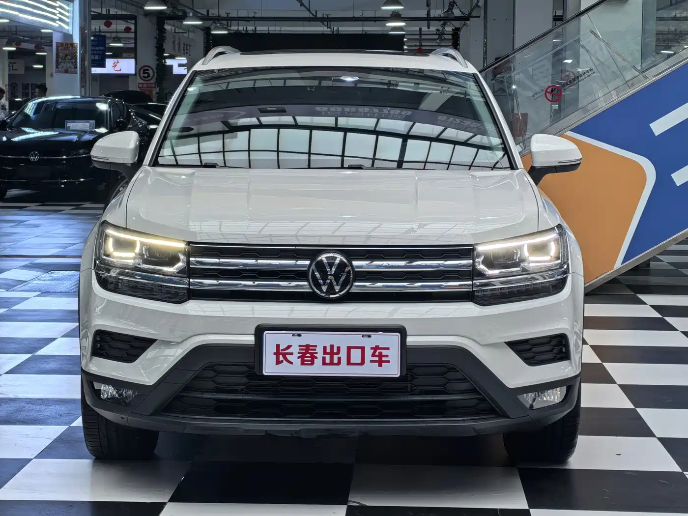 Volkswagen Tharu, миниатюра 2