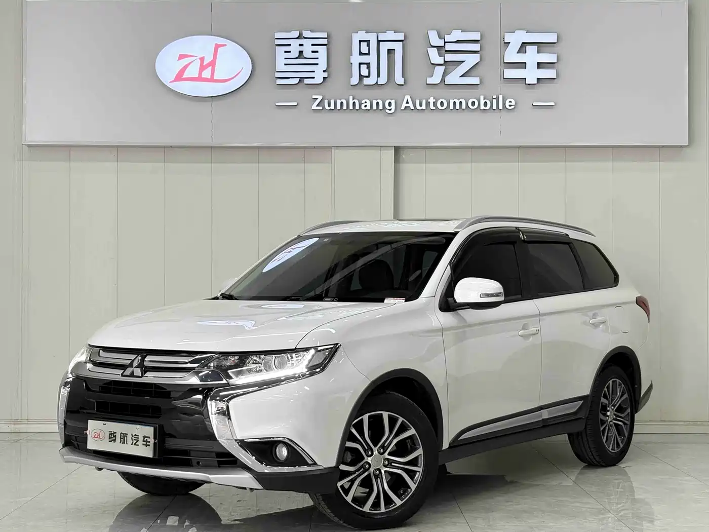 Mitsubishi Outlander 2018 2.0L 2WD Glory Edition 5-seater