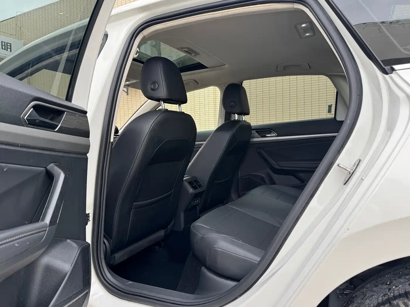 Фото 7 - Volkswagen Lavida