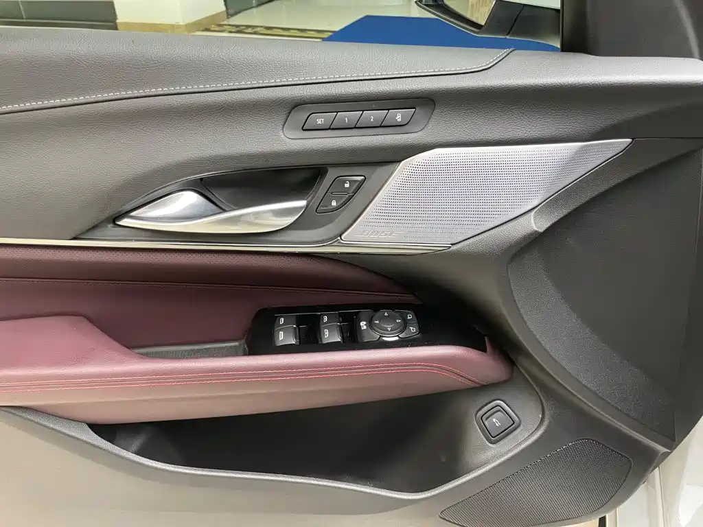 Cadillac CT4 2023 2022 28T Premium