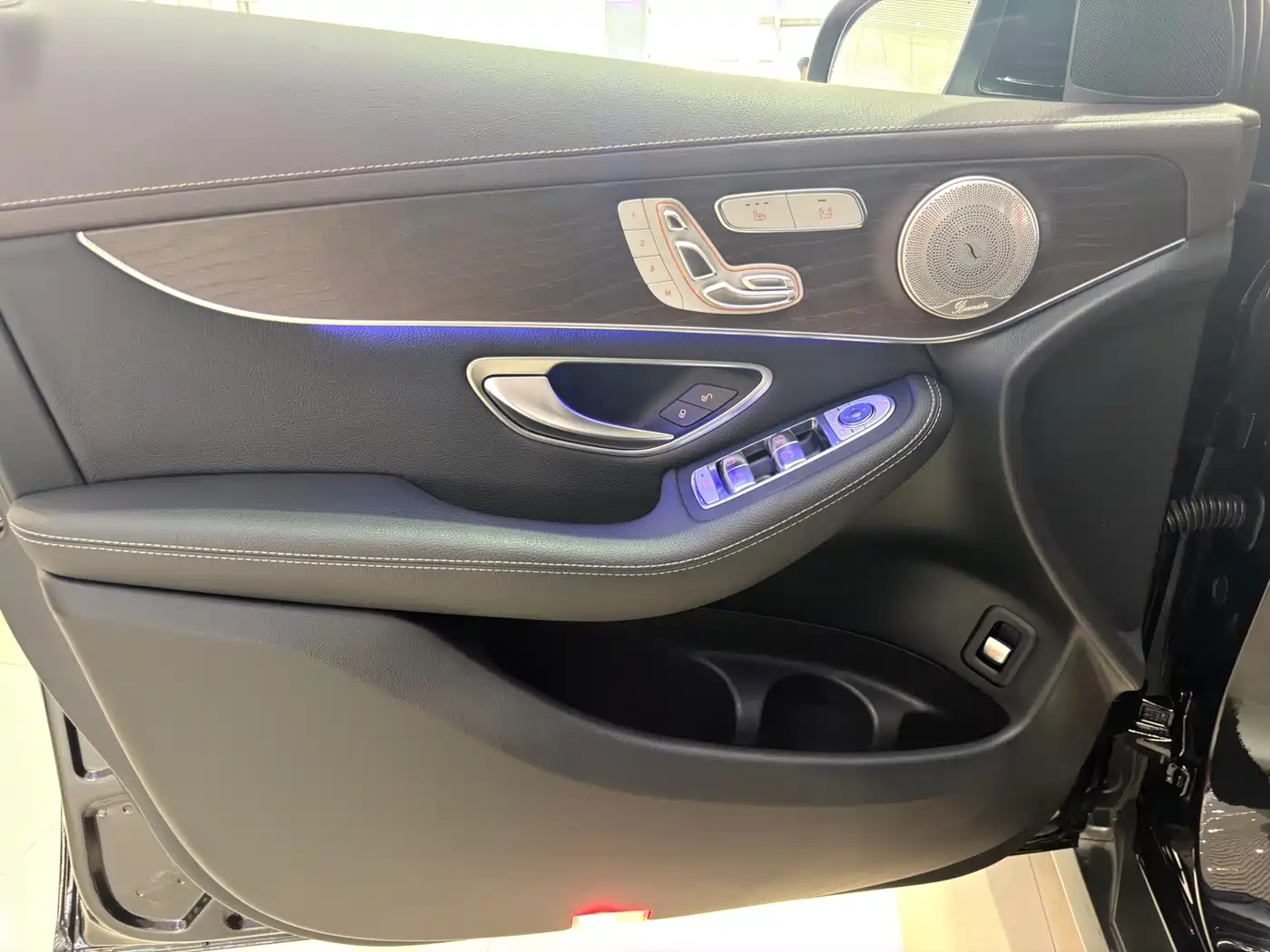 Mercedes-Benz GLC 2021 GLC 260 L 4MATIC Luxury фото 14