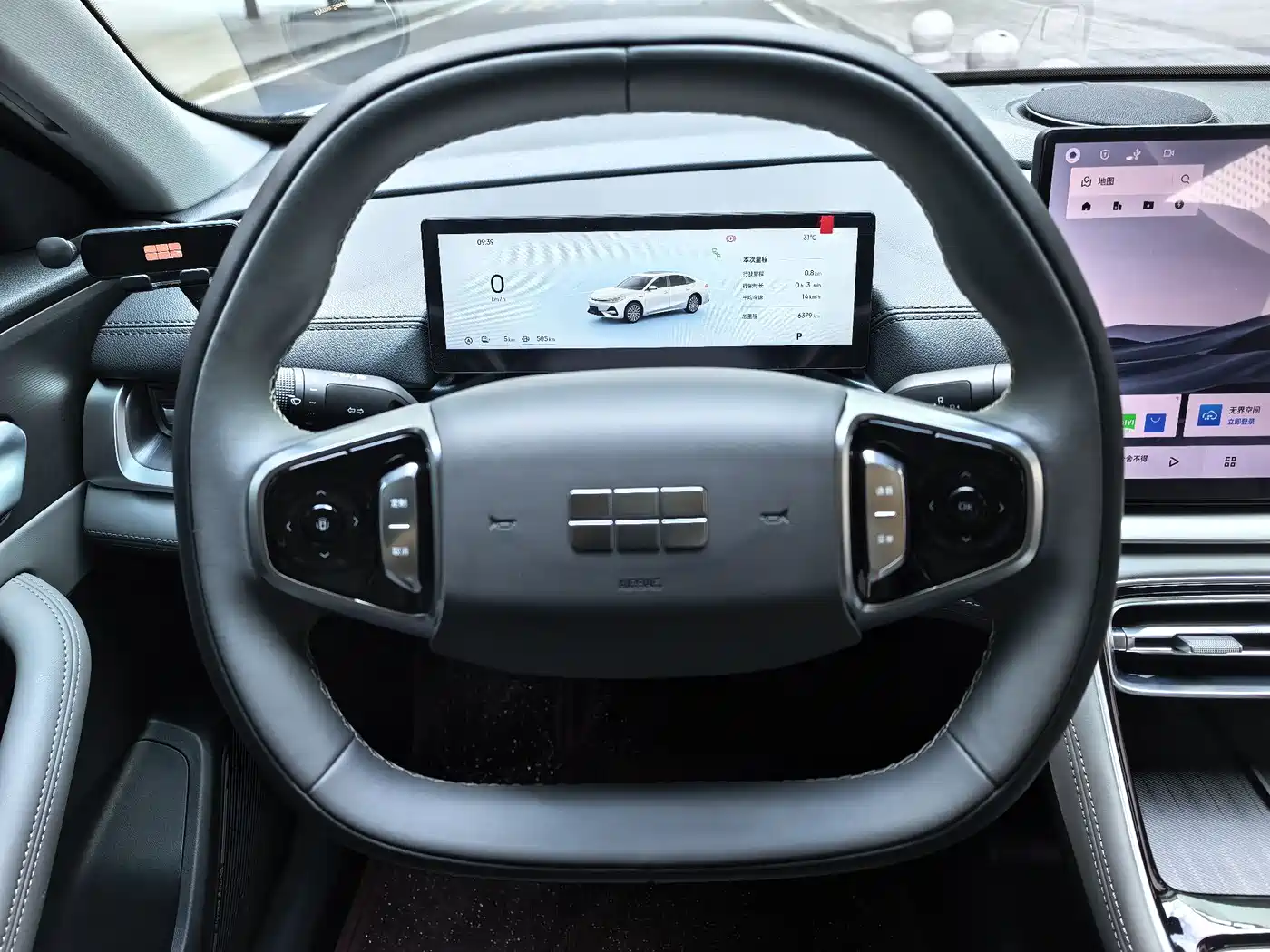 Geely Galaxy Galaxy A7 2025 EM-i 150km Premium Edition фото 14