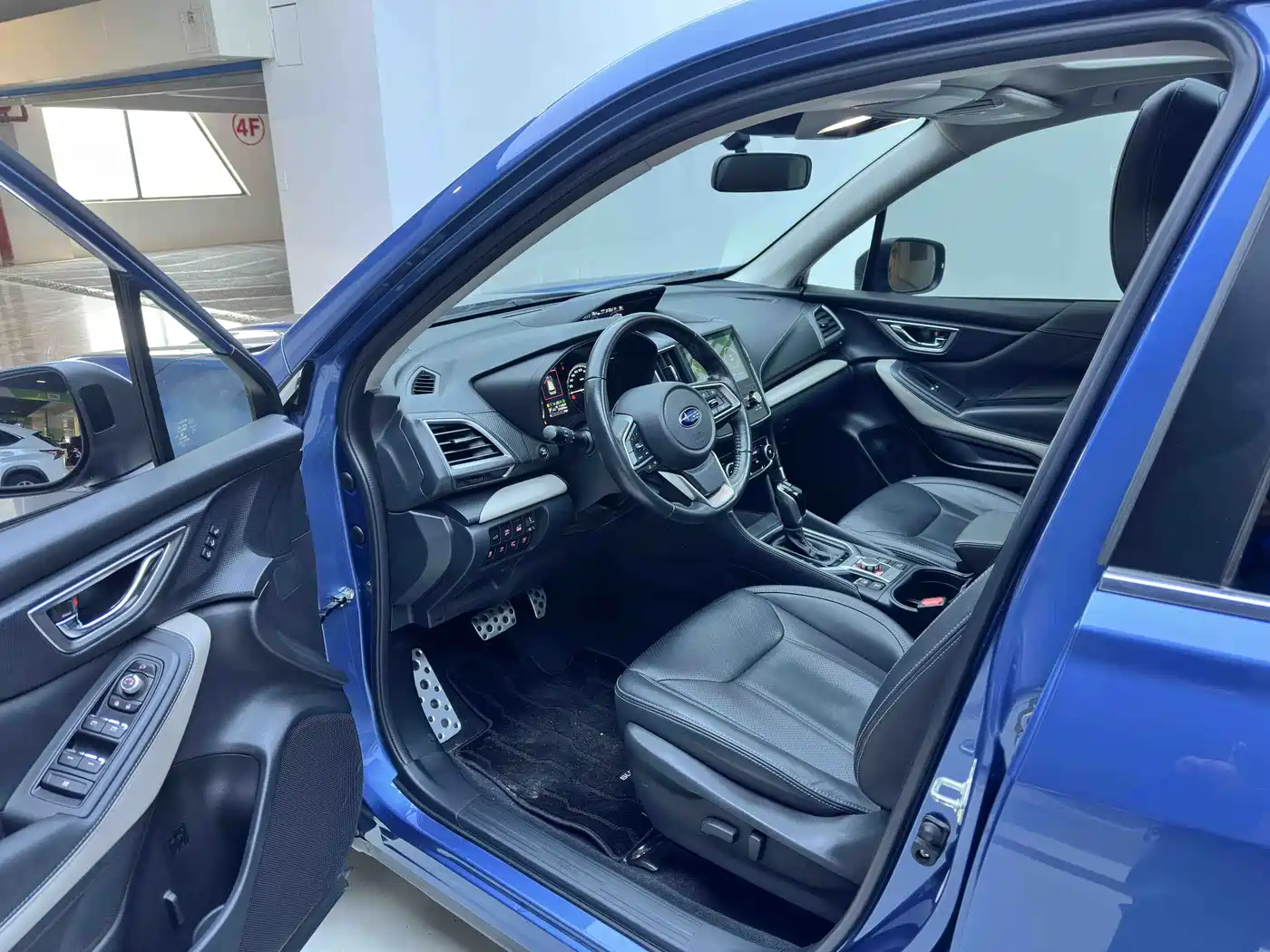 SUBARU FORESTER