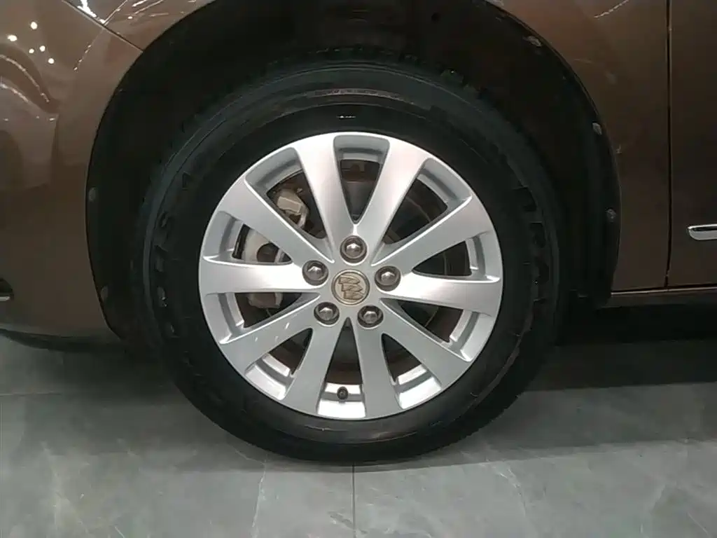 Buick GL8 2018 28T Luxury Model China VI фото 23