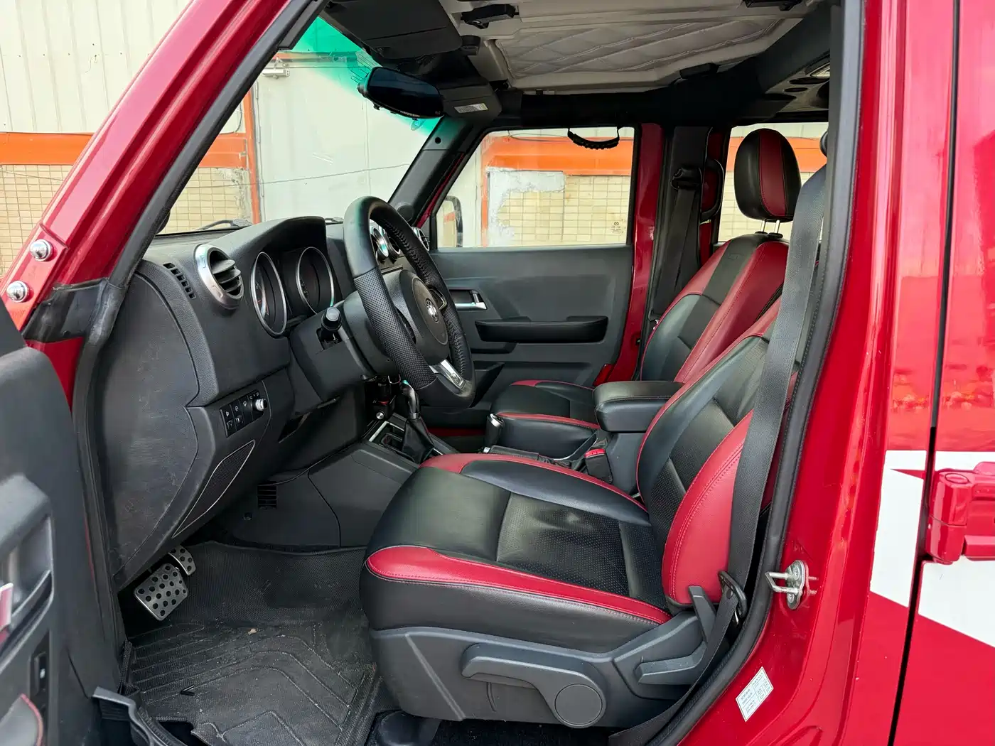 BAIC ORV Beijing Offroad BJ40 2017 40L 2.3T Automatic 4WD China Rally Champion Edition фото 4