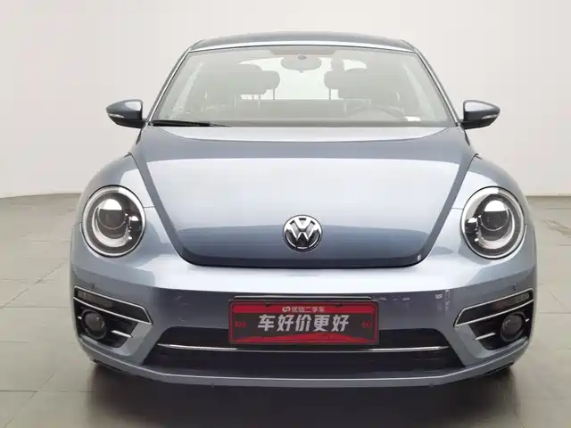 Volkswagen Beetle 2017 180TSI Enjoy — фото 3