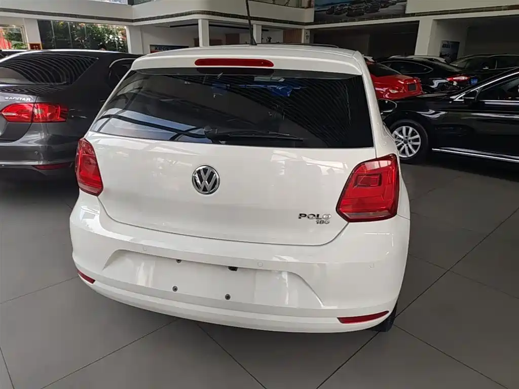 Volkswagen Polo 2018 1.5L Auto Comfort фото 6