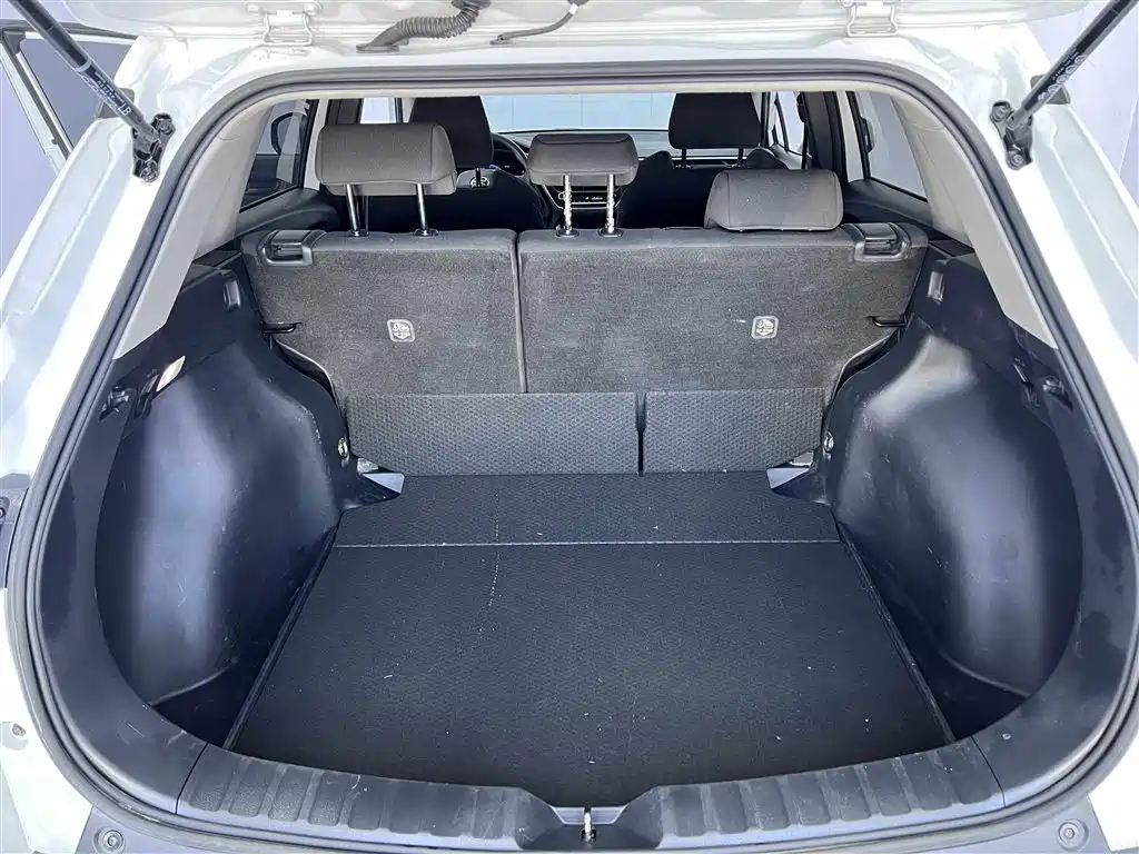 Toyota Frontlander 2023 2.0L CVT Elite Edition фото 15