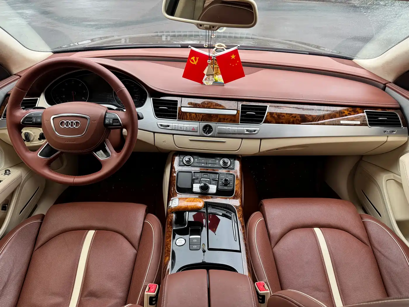 Audi A8 2013 A8L 45 TFSI quattro Exclusive фото 19