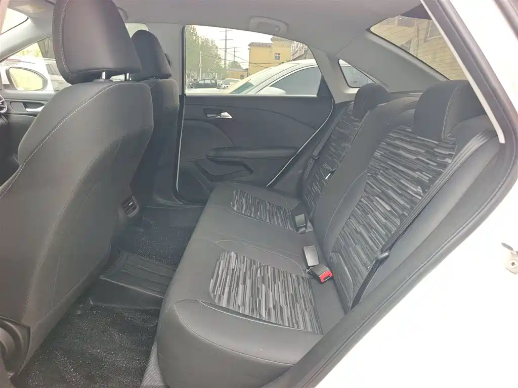 Chevrolet Monza 2023 1.5L DCT Enjoyment Edition фото 17