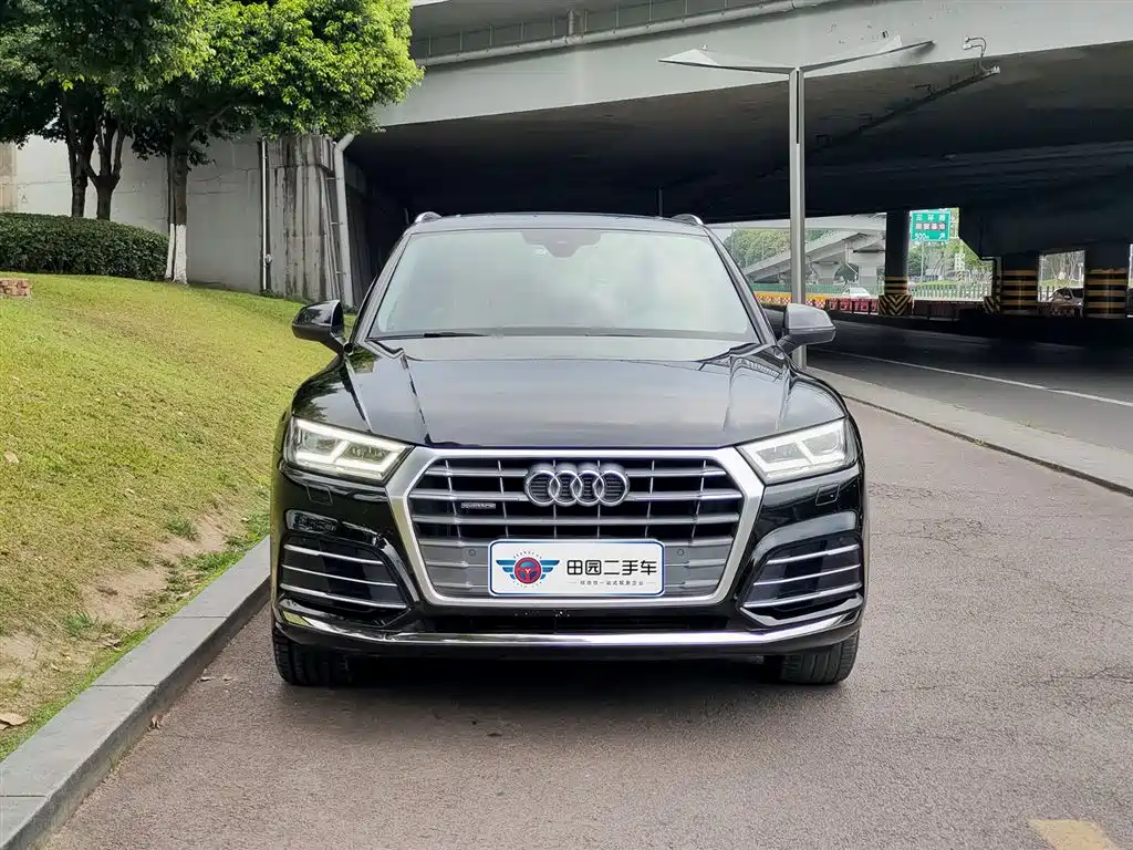 Audi Q5L 2018 40 TFSI Prestige Fashion (China V) фото 2