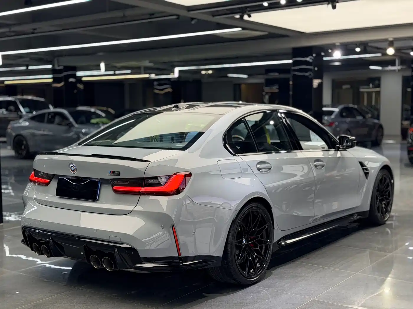 BMW M3 2024 M3 Sedan M xDrive Competition фото 6
