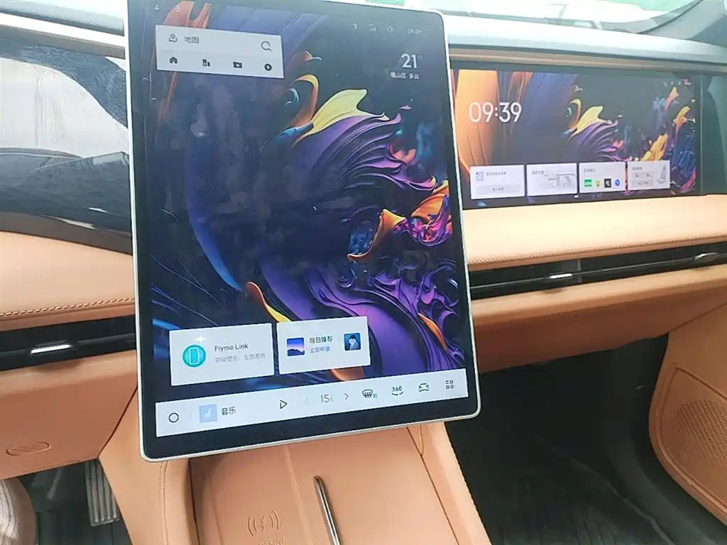 Geely Galaxy Galaxy L7 2025 EM-i 115km Explorer+ Edition фото 13