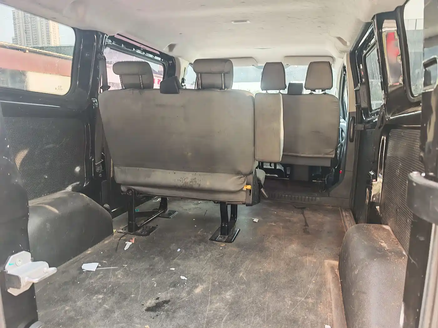 Ford Transit 2023 2019 2.0T Gasoline Multi-Purpose Commercial Vehicle Short Wheelbase Low Roof 6-Seater China VI