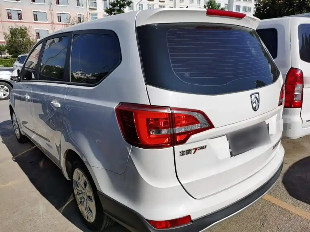 Фото 5 - Baojun 730