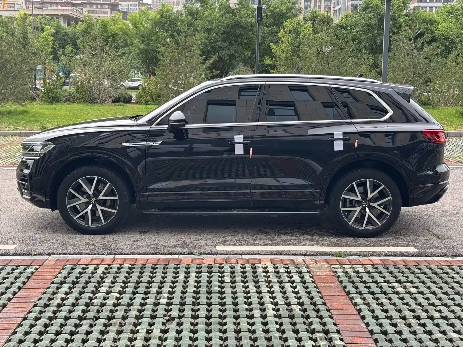 Фото 6 - Volkswagen Touareg