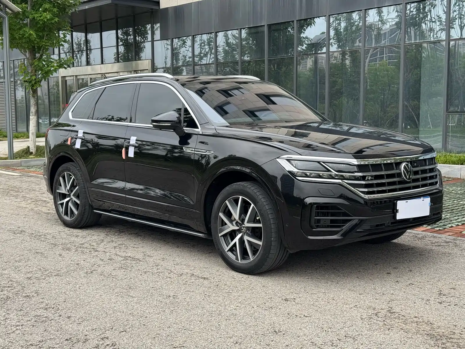 Фото 24 - Volkswagen Touareg
