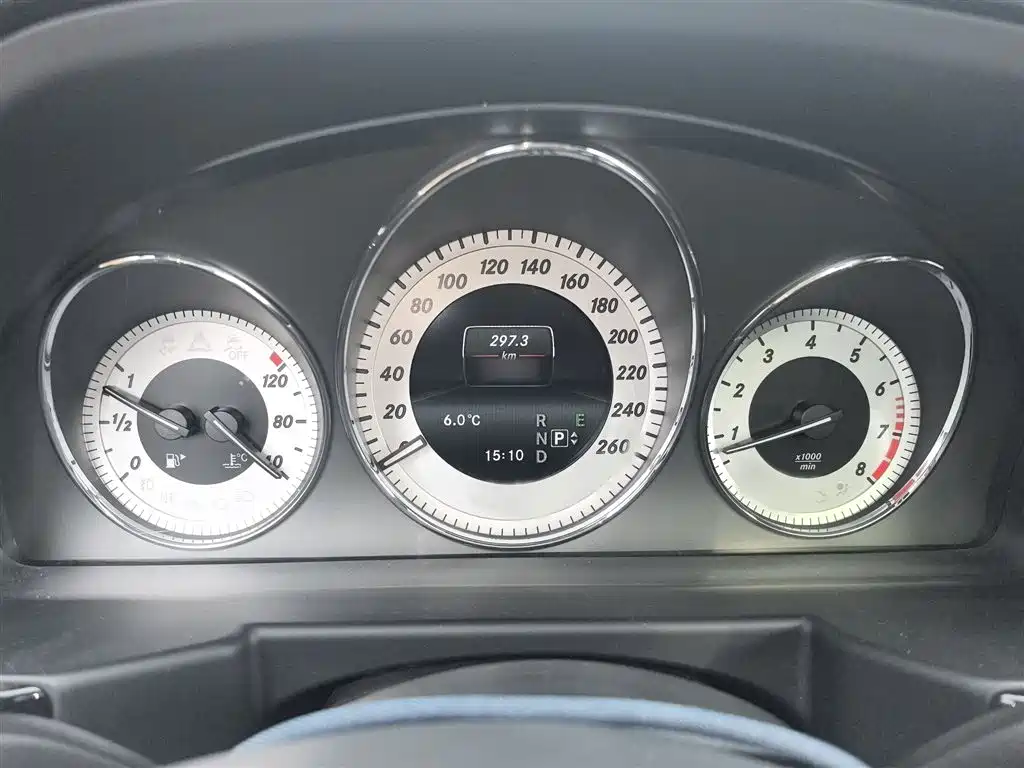 Mercedes-Benz GLK-Class 2015 GLK 300 4MATIC Luxury Ultimate Edition фото 4