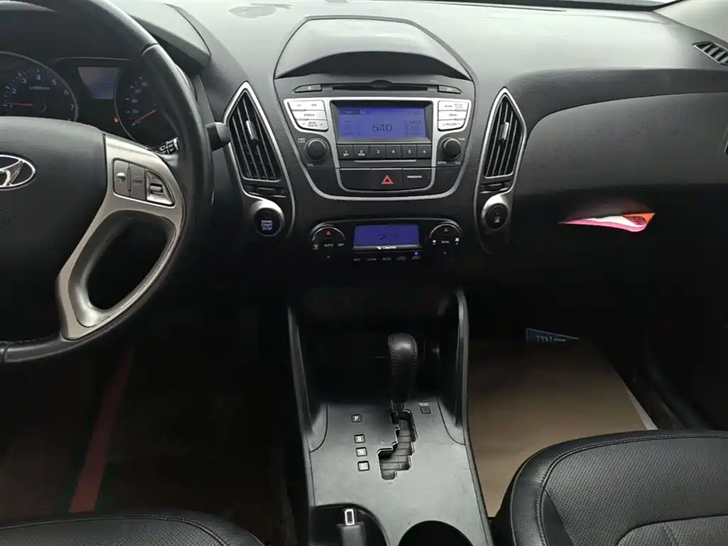 Hyundai Beijing Hyundai ix35 2015 2.0L Automatic 2WD Smart China V фото 13