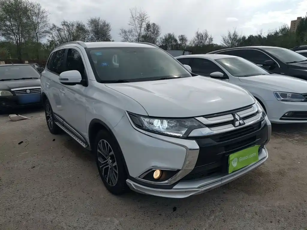 Mitsubishi Outlander 2017 2017 2.0L 2WD Glory 5-seater
