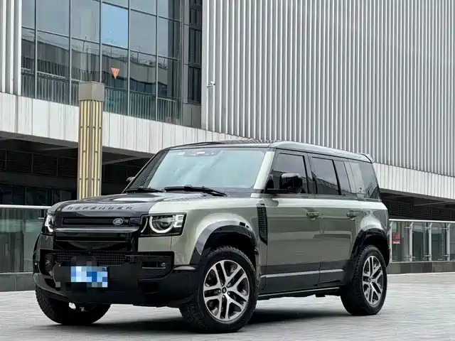 Land Rover Defender 2020