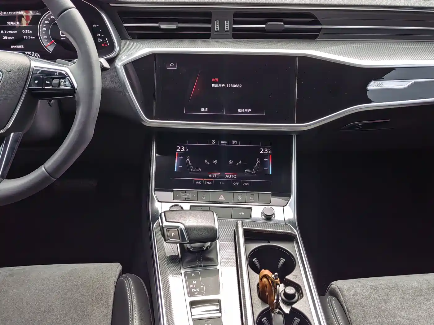 Audi A6L 2021 45 TFSI Exclusive Sport фото 6