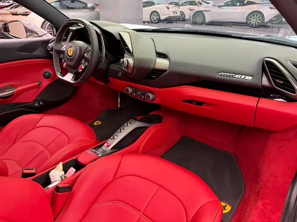 Ferrari 488 2015 488 GTB фото 10