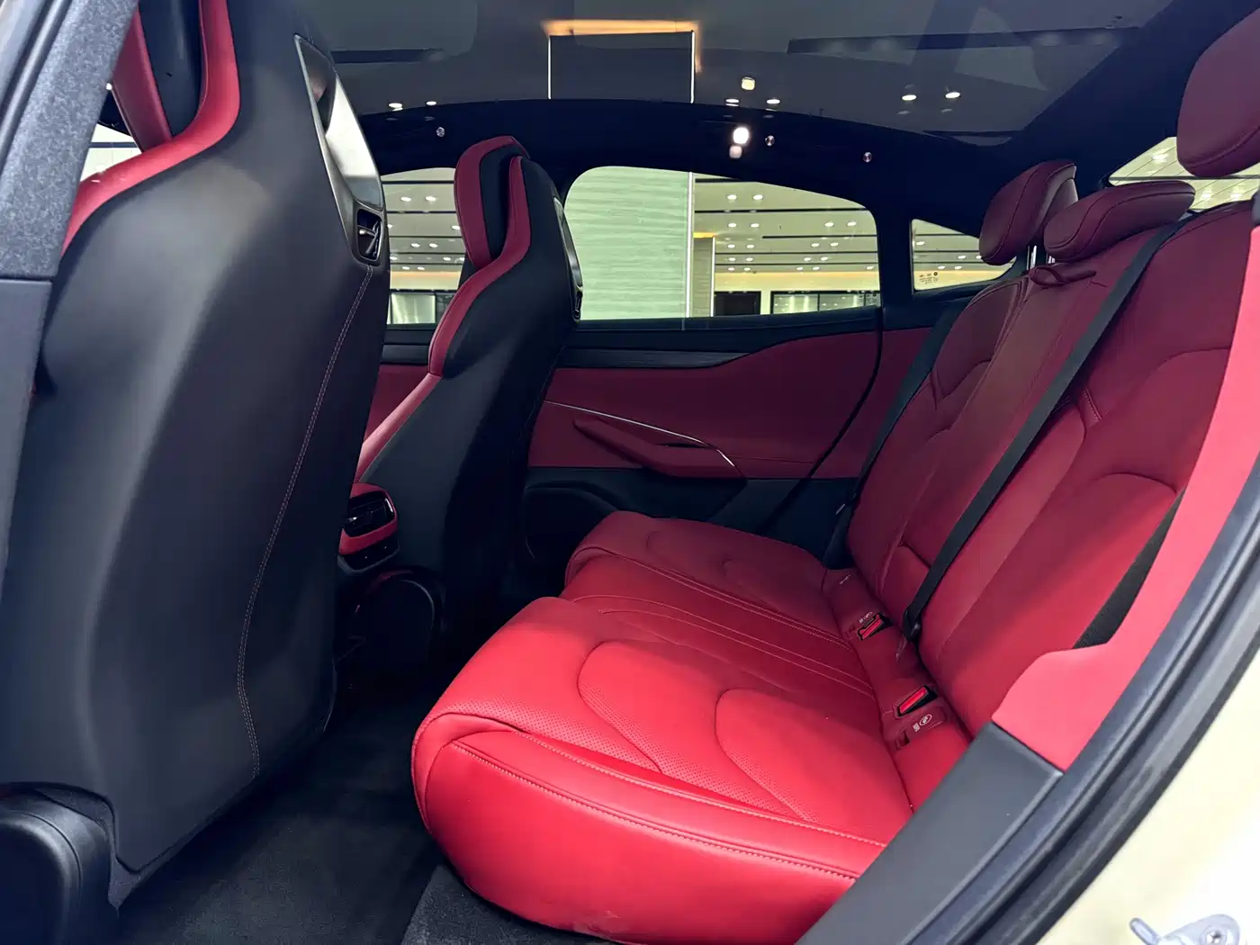 XIAOMI CAR XIAOMI SU7