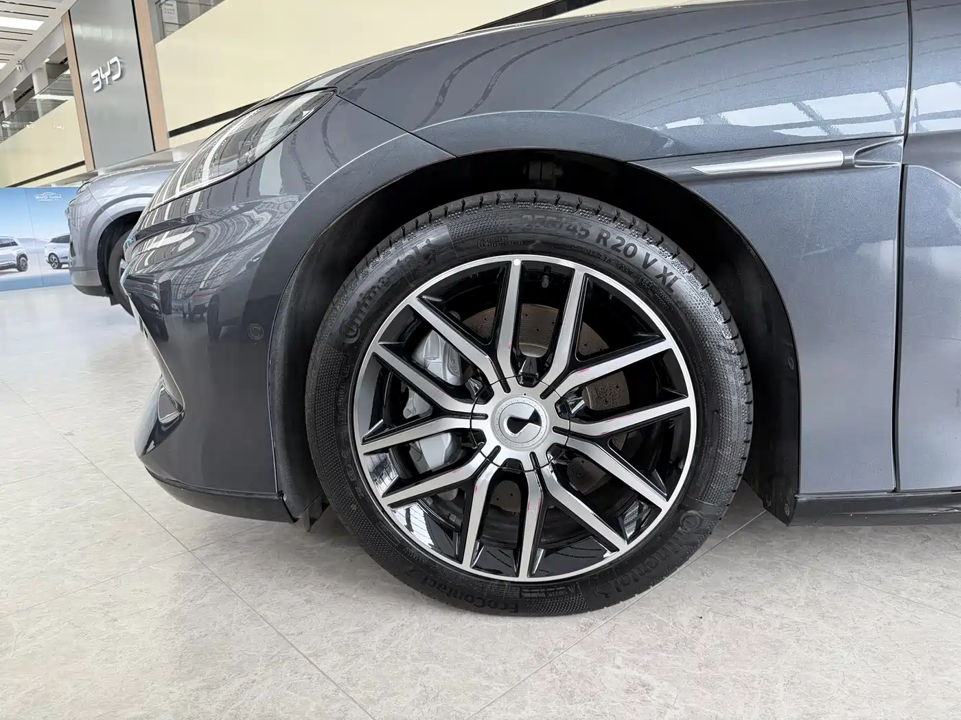 Denza Z9 2024 2024 Model 1100km AWD Max Edition
