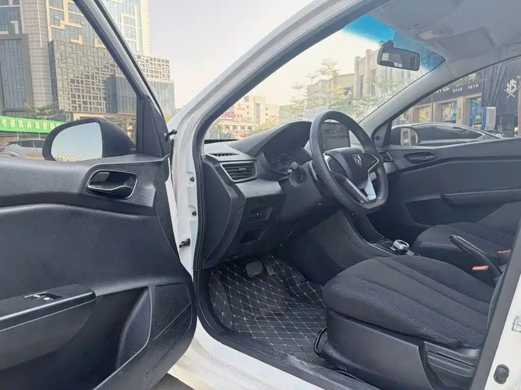 2020 Baojun 310W