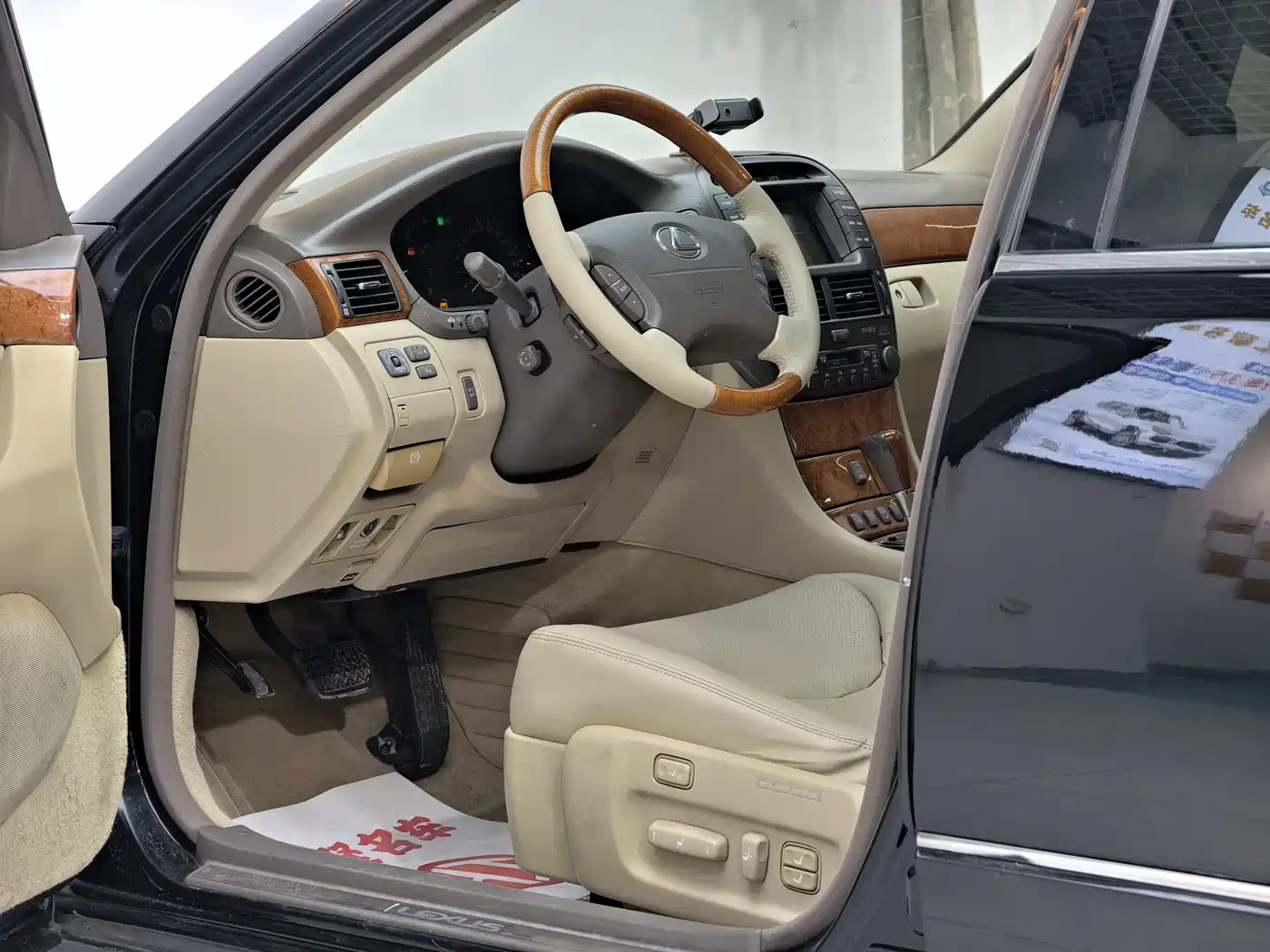 Lexus LS 2006 2005 430